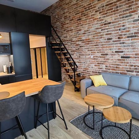 Apartament Loft Studio Airport Blisko Lotniska Zarembowicza Lotnisko Вроцлав Экстерьер фото