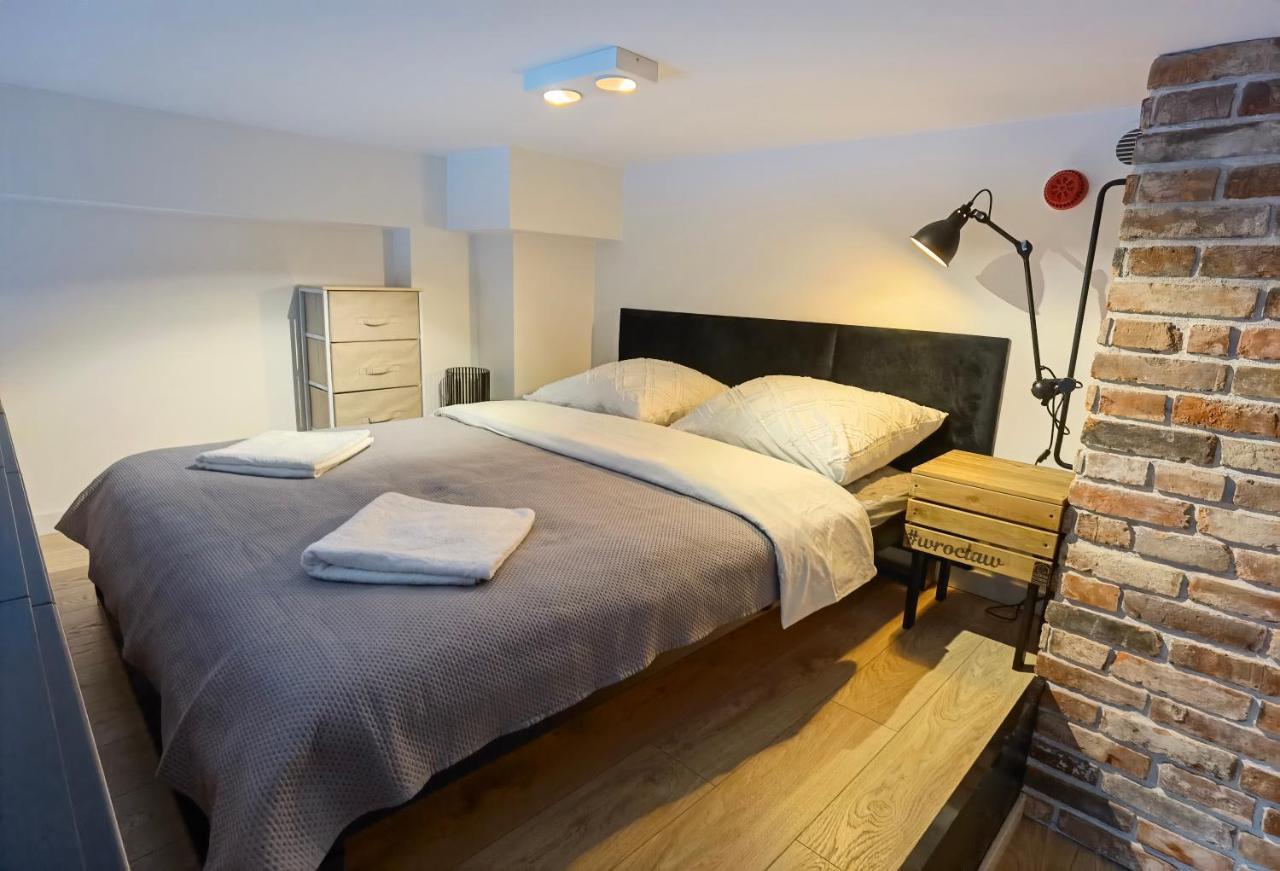 Apartament Loft Studio Airport Blisko Lotniska Zarembowicza Lotnisko Вроцлав Экстерьер фото